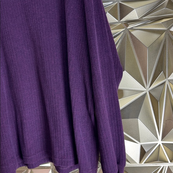 NATURAL LIFE Purple V-Neck Sweater - Picture 3 of 8